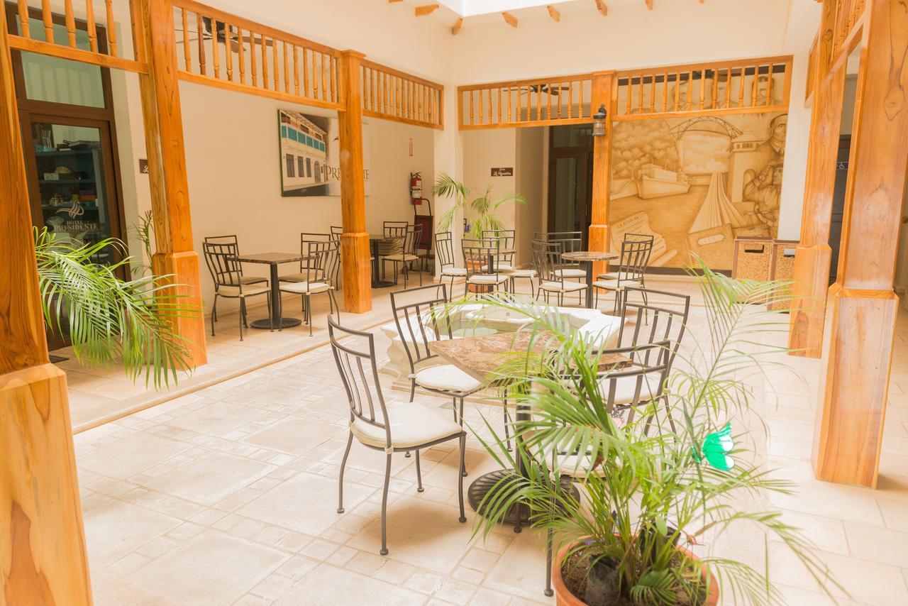 Hotel Presidente Las Tablas Exterior foto