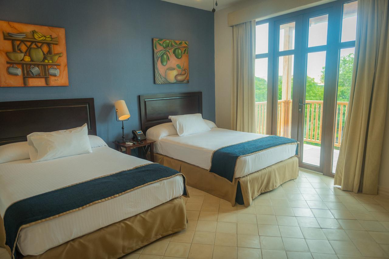 Hotel Presidente Las Tablas Exterior foto